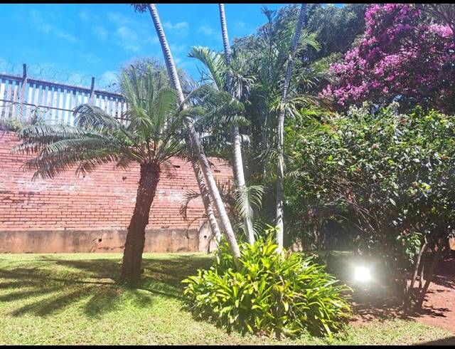 2 BEDROOM APARTMENT FOR SALE IN ESSENWOOD